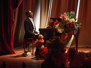 Glorious! Matthew James Morrison. Photo Chris Davis